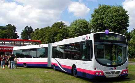 Volvo B7LA Wright First Southampton